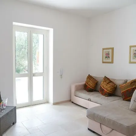Villa Giordano Con Piscina San Michele Salentino