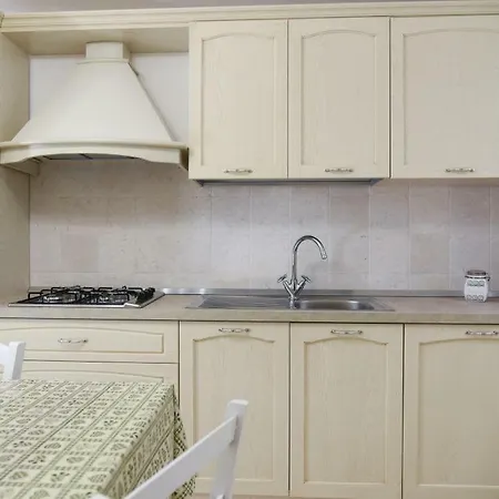 Giordano Con Piscina Villa