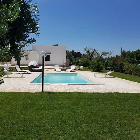 Giordano Con Piscina San Michele Salentino